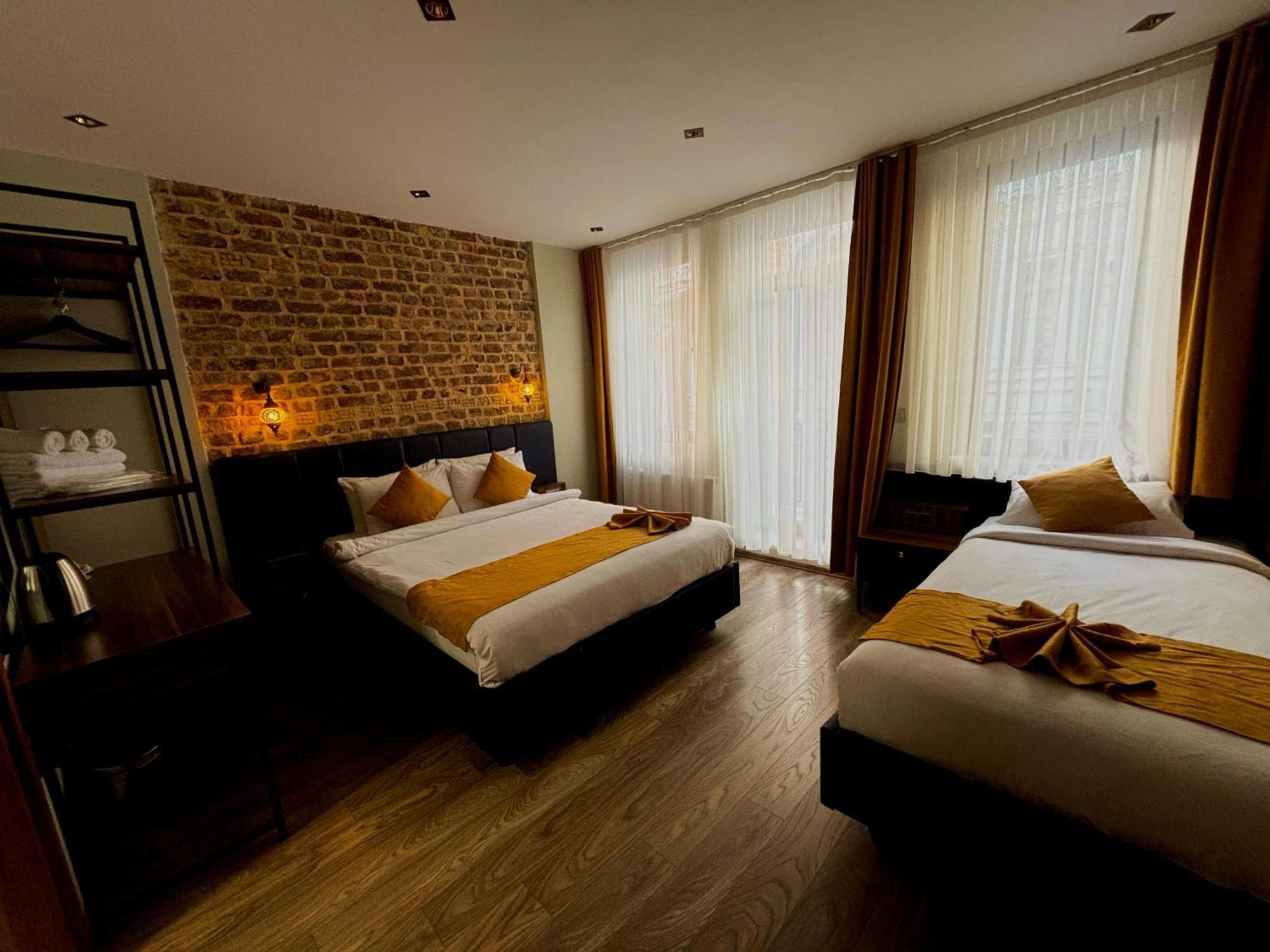 Galata Calm Tale Otel